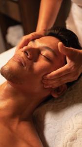 672318399: Chico busca chica en Mallorca