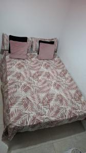 674852649: Chica busca chico en Madrid