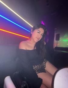 637705108: Chica busca chico en Barcelona