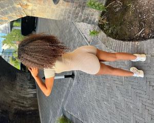 614243583: Chica busca chico en Zaragoza