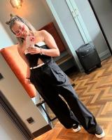 613460700: Chica busca chico en León