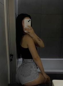 Chica busca chico en Sevilla: 