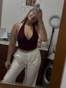 615694299: Chica busca chico en Madrid