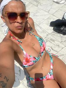 645121885: Chica busca chico en Barcelona