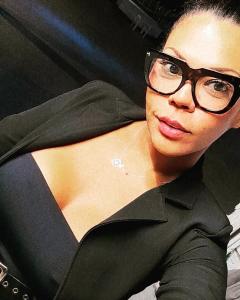 684776308: Chica busca chico en León