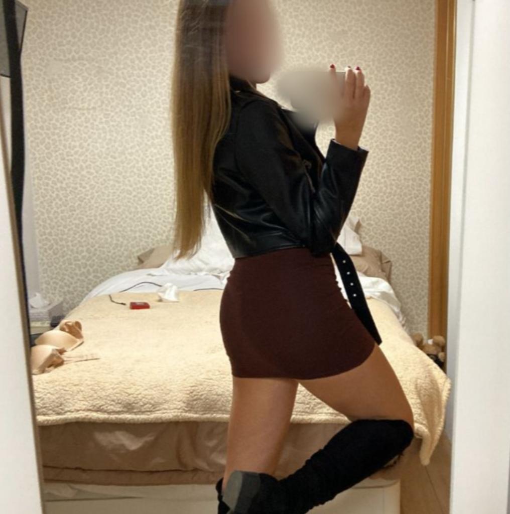 615076198: Chica busca chico en Barcelona