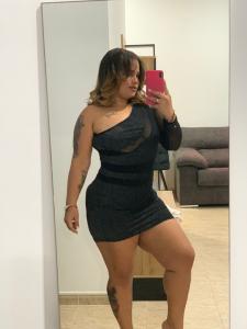 631603167: Chica busca chico en Barcelona