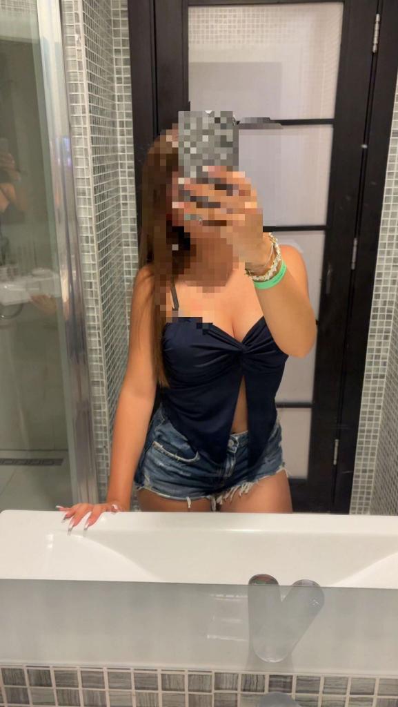 692378304: Chica busca chico en Málaga