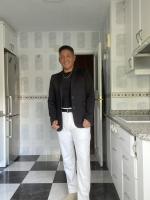 667284258: Chico busca chica en Madrid