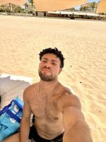 613839977: Chico busca chica en Valencia