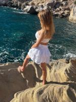 667362338: Chica busca chico en Madrid