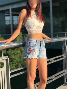 Chica busca chico en Granada: 