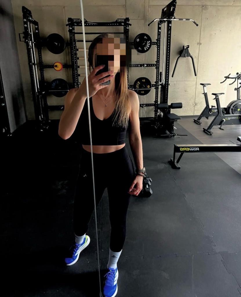 Chica busca chico en Sevilla: 