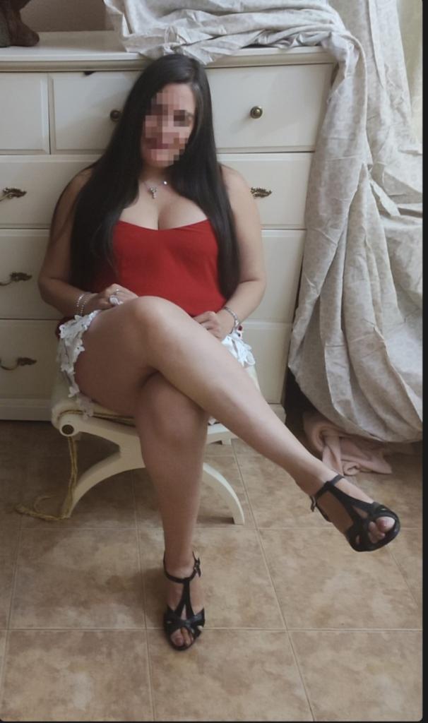 605980148: Chica busca chico en Madrid