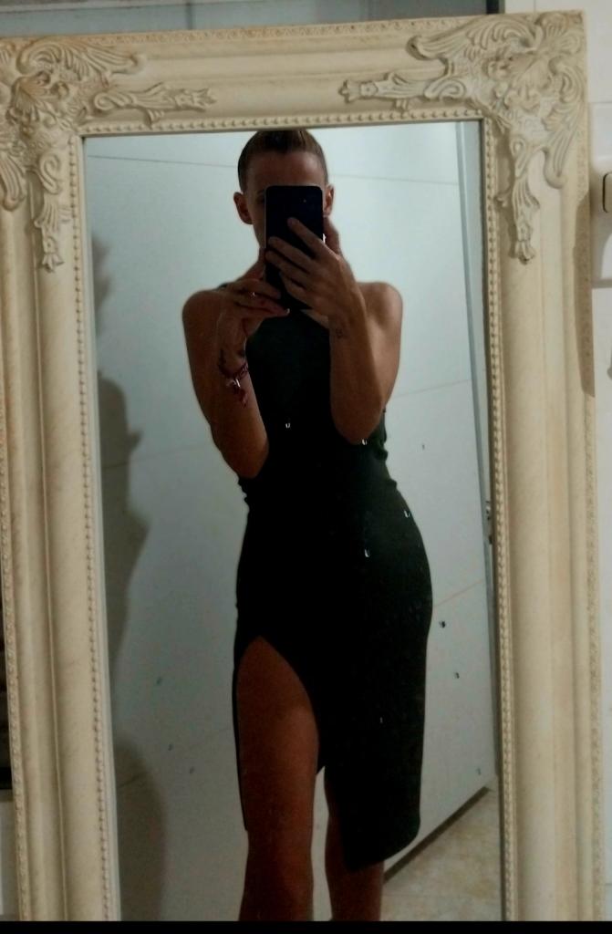 631899340: Chica busca chico en Las Palmas