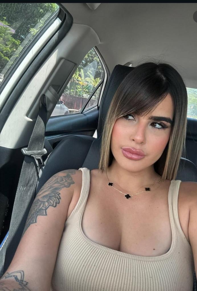 637481878: Chica busca chico en Sevilla