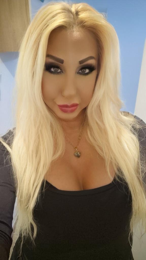 Chica busca chico en Lérida: 