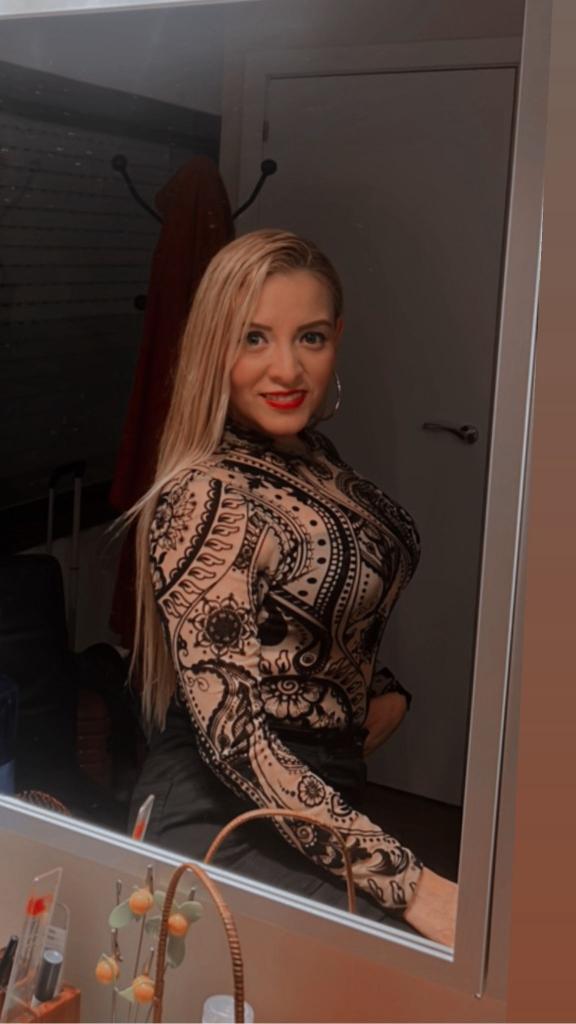 Chica busca chico en Valencia: Chica busca chico