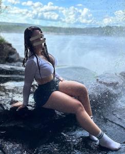 614870368: Chica busca chico en Navarra