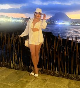 607212118: Transexual en Cádiz