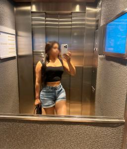 641076573: Chica busca chico en Cádiz