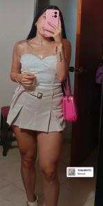 673745583: Chica busca chico en Barcelona