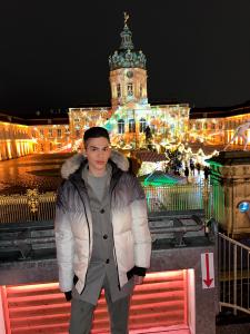 607157425: Chico busca chica en Valladolid