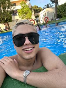 631961425: Chico busca chica en Almería