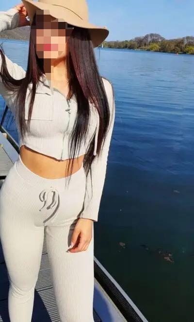 652086060: Chica busca chico en Valencia