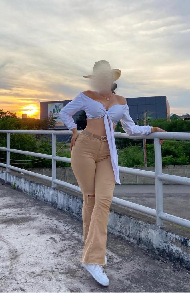 641170941: Chica busca chico en Madrid