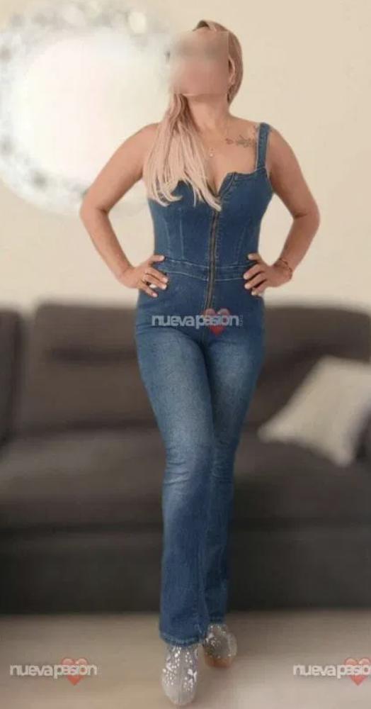 Chica busca chico en Tenerife: 