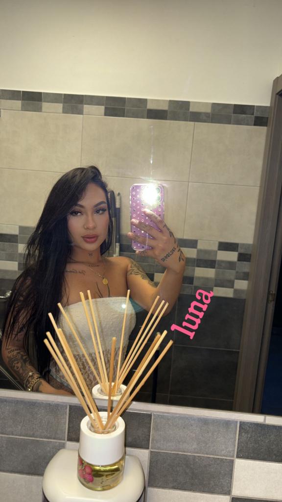 Chica busca chico en Barcelona: 