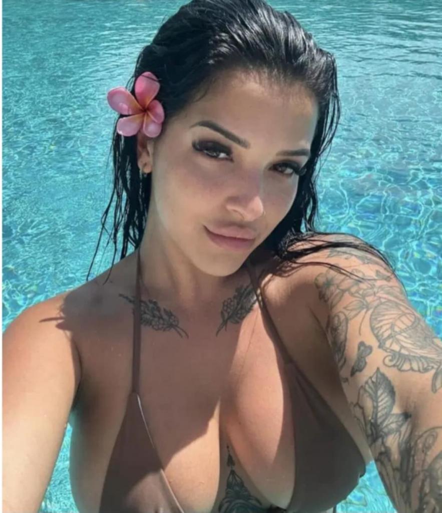 Chica busca chico en Ibiza: 