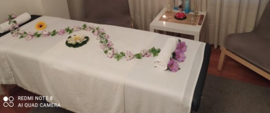 613635999: Chica busca chico en La Coruña