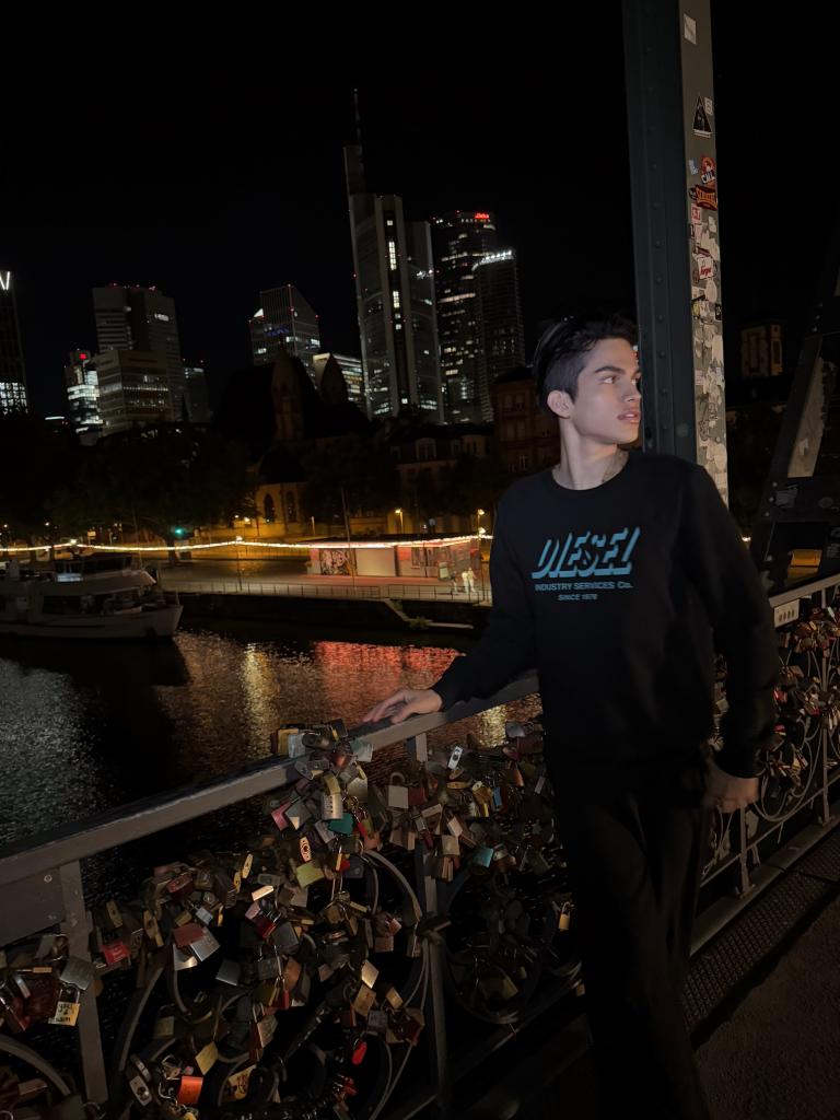 Chico busca chica en Valladolid: 