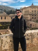 637705099: Chico busca chica en Valencia