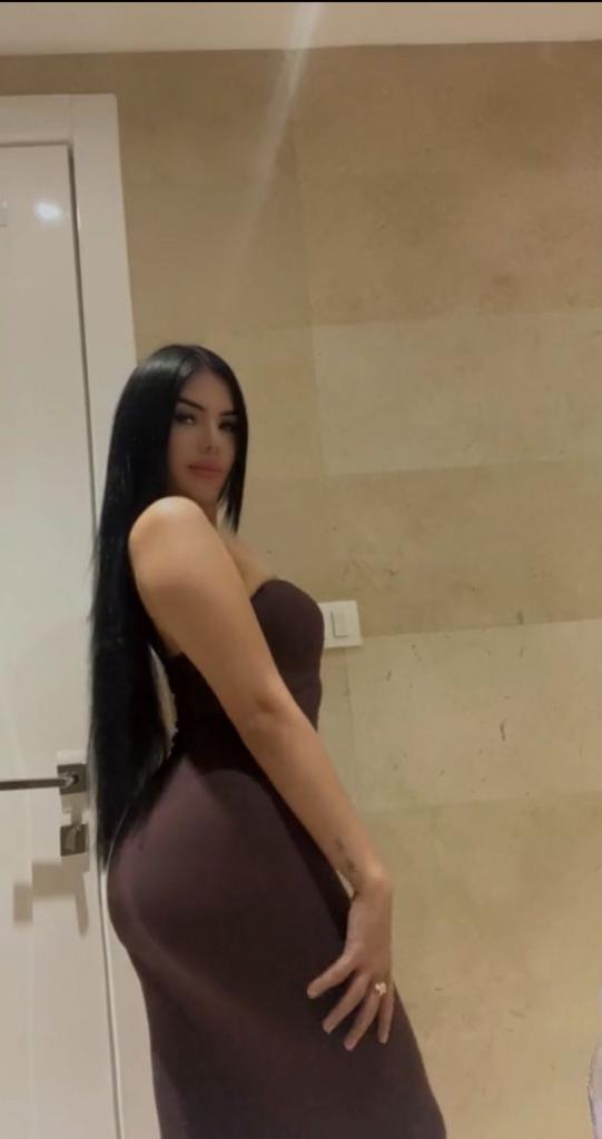 Chica busca chico en Barcelona: 