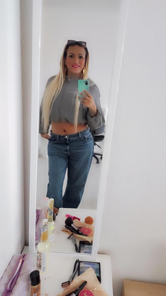 613988222: Travesti en Barcelona