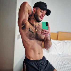 604308073: Chico busca chica en Las Palmas