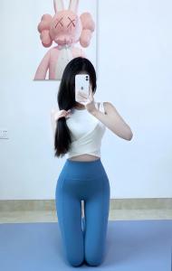 658041419: Chica busca chico en Sevilla