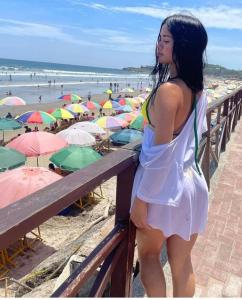 647611839: Chica busca chico en Navarra