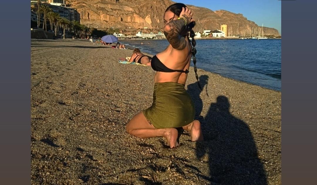 615986971: Chica busca chico en Cádiz