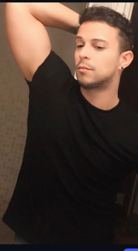 623478153: Chico busca chica en Gerona