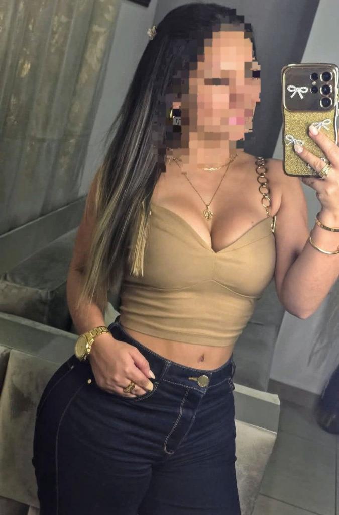 603265205: Chica busca chico en Madrid
