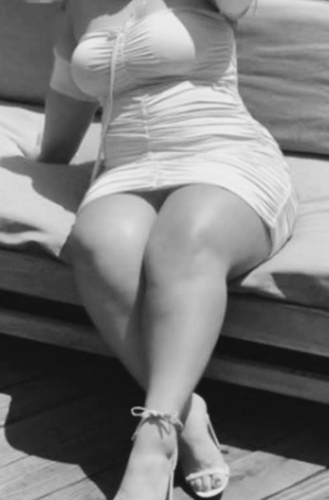 Chica busca chico en Sevilla: 