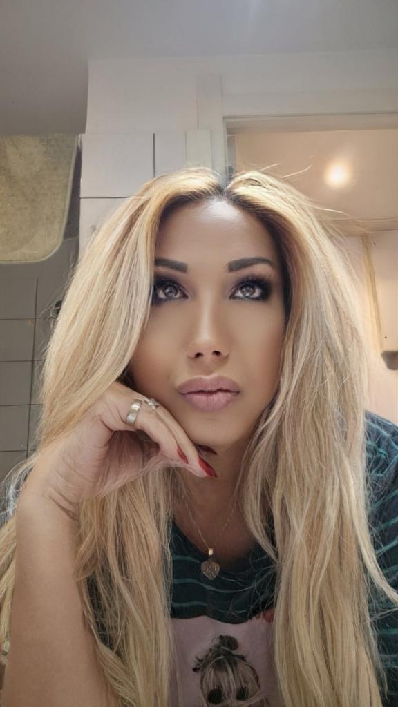 Chica busca chico en Lérida: 