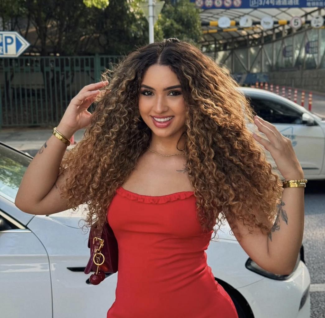 Chica busca chico en Granada: 