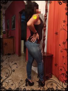 611262152: Chica busca chico en Sevilla