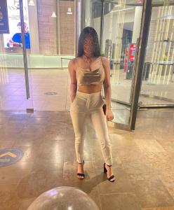 617634878: Chica busca chico en Madrid