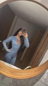 687700635: Chica busca chico en Madrid